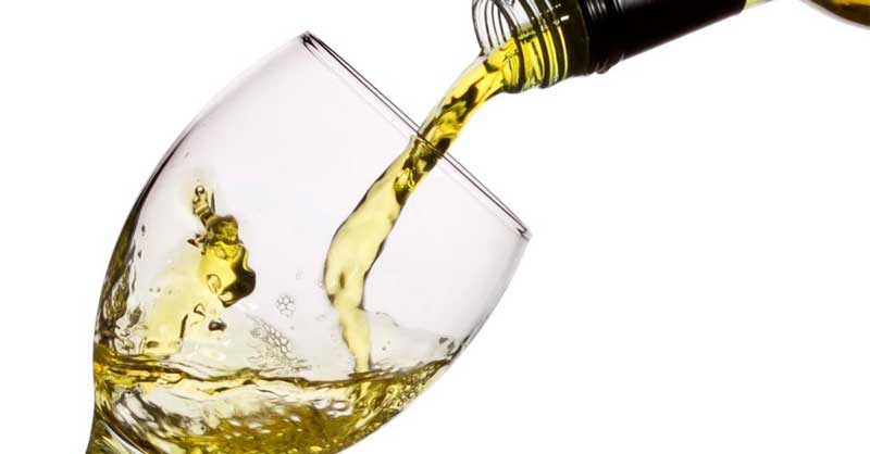 beneficios del vino blanco