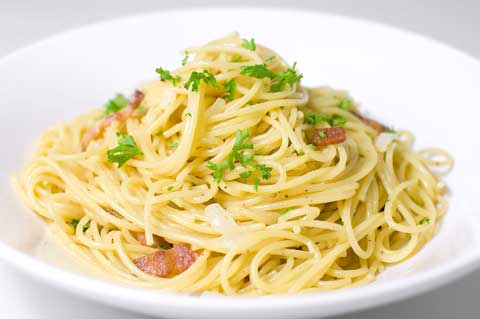 espaguetis blanco