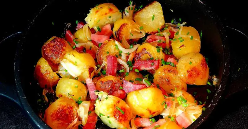 Patatas asadas con bacon