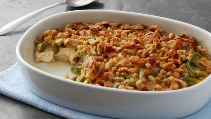 Pollo con salsa de queso y judías verdes