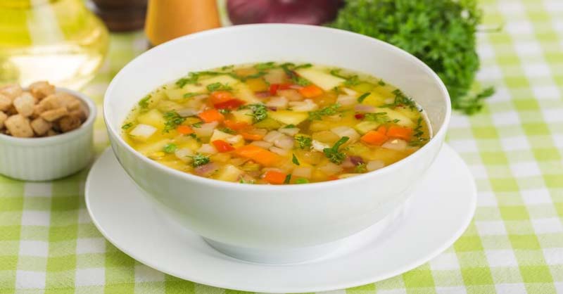 Sopa de verduras casera