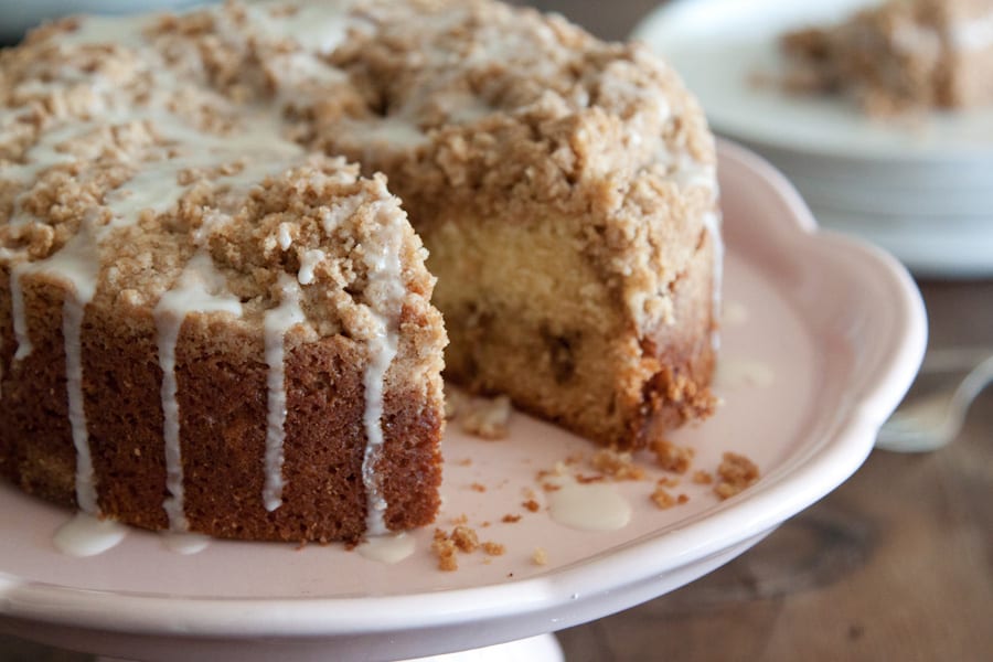 Pastel de café con streusel de canela