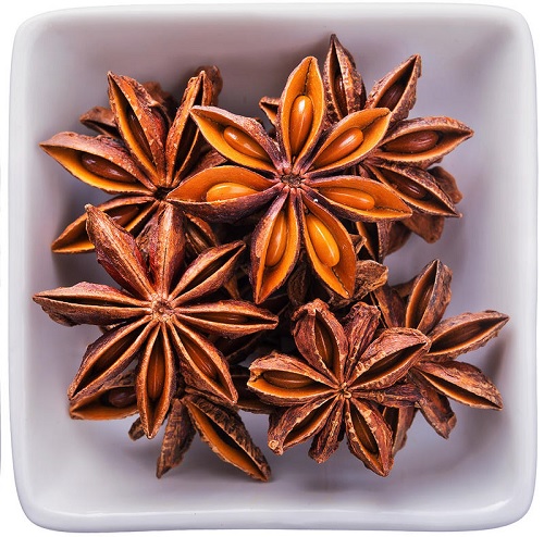 Infusión de anís estrellado y canela Infusión de anís estrellado y canela