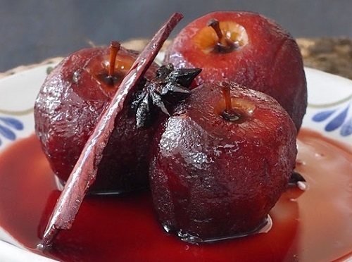 Manzanas al vino tinto Manzanas al vino tinto 2