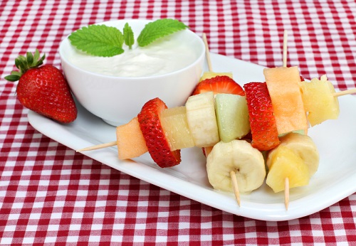 Brochetas de frutas Brochetas de frutas