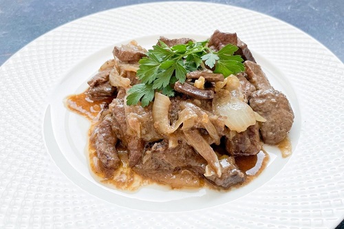 Hígado encebollado Hígado encebollado