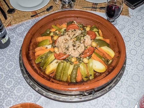 Tajine de pollo y verduras