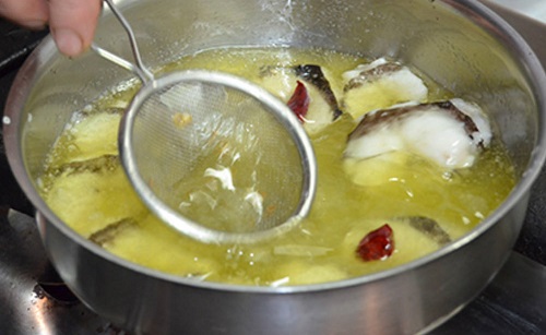 Kokotxas de merluza al pil pil