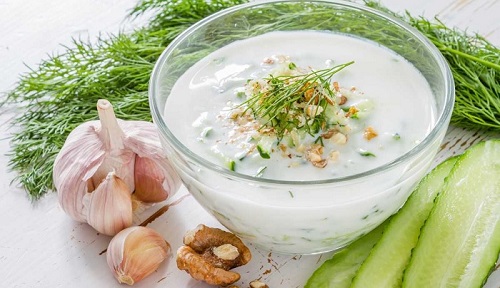 Sopa fría de yogur y pepino