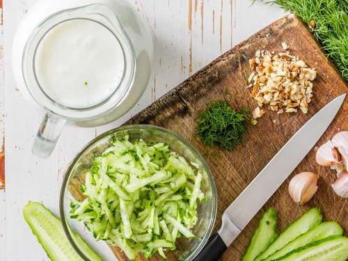 Sopa fría de yogur y pepino