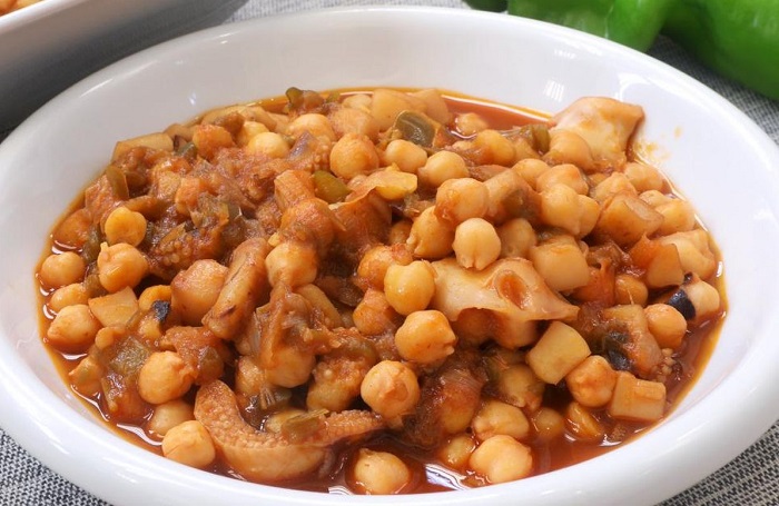 Garbanzos con sepia