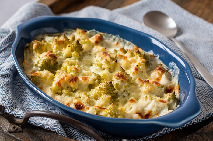 Inicio Romanescu con bechamel al horno