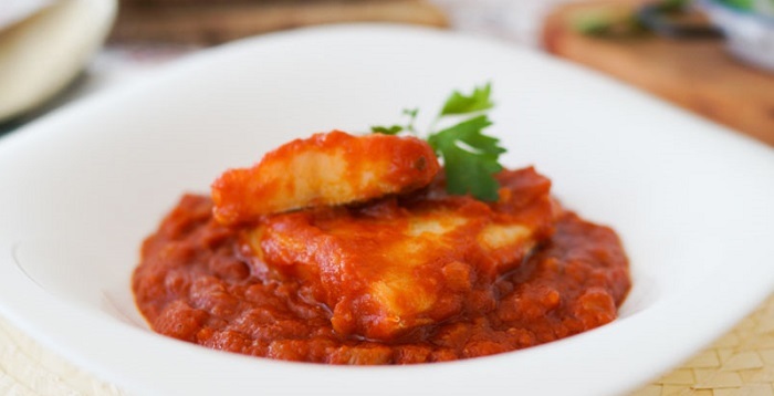 Bacalao en salsa de tomate