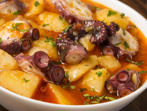 Patatas con pulpo