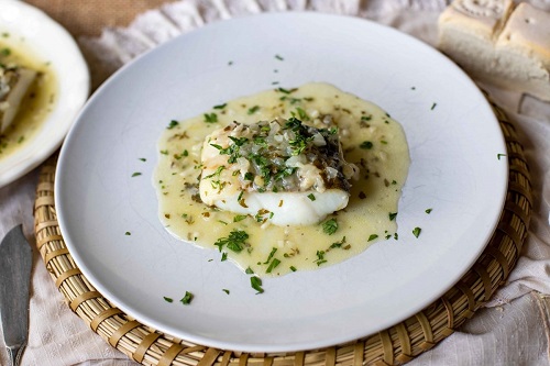 Bacalao con salsa verde Bacalao con salsa verde