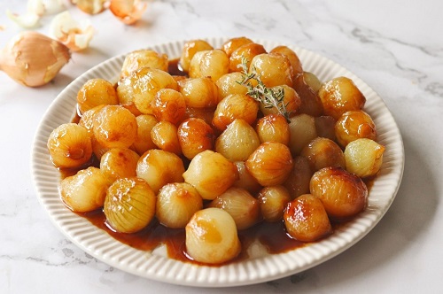 Cebollitas glaseadas al vino dulce Cebollitas glaseadas al vino dulce